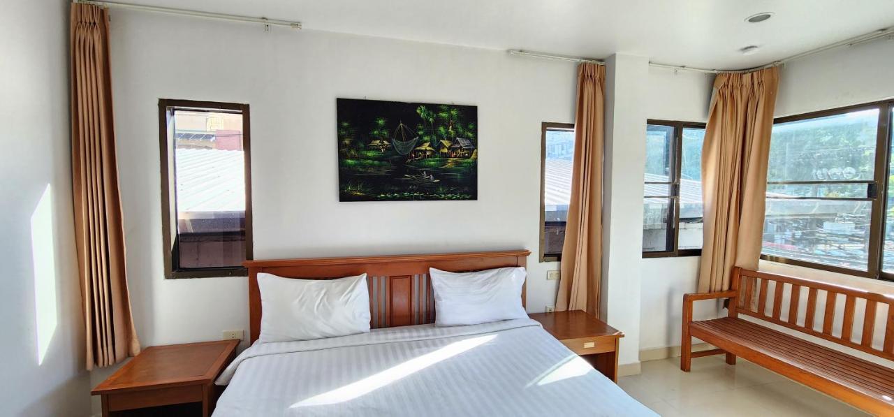 Royal Sweet Hotel Patong Esterno foto