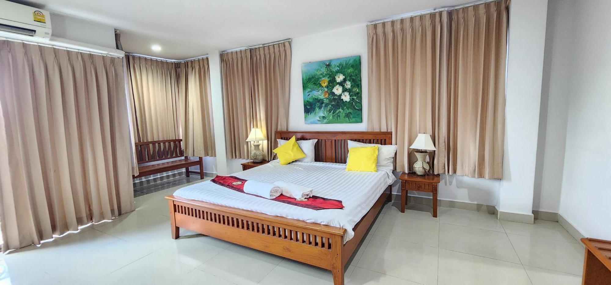 Royal Sweet Hotel Patong Esterno foto