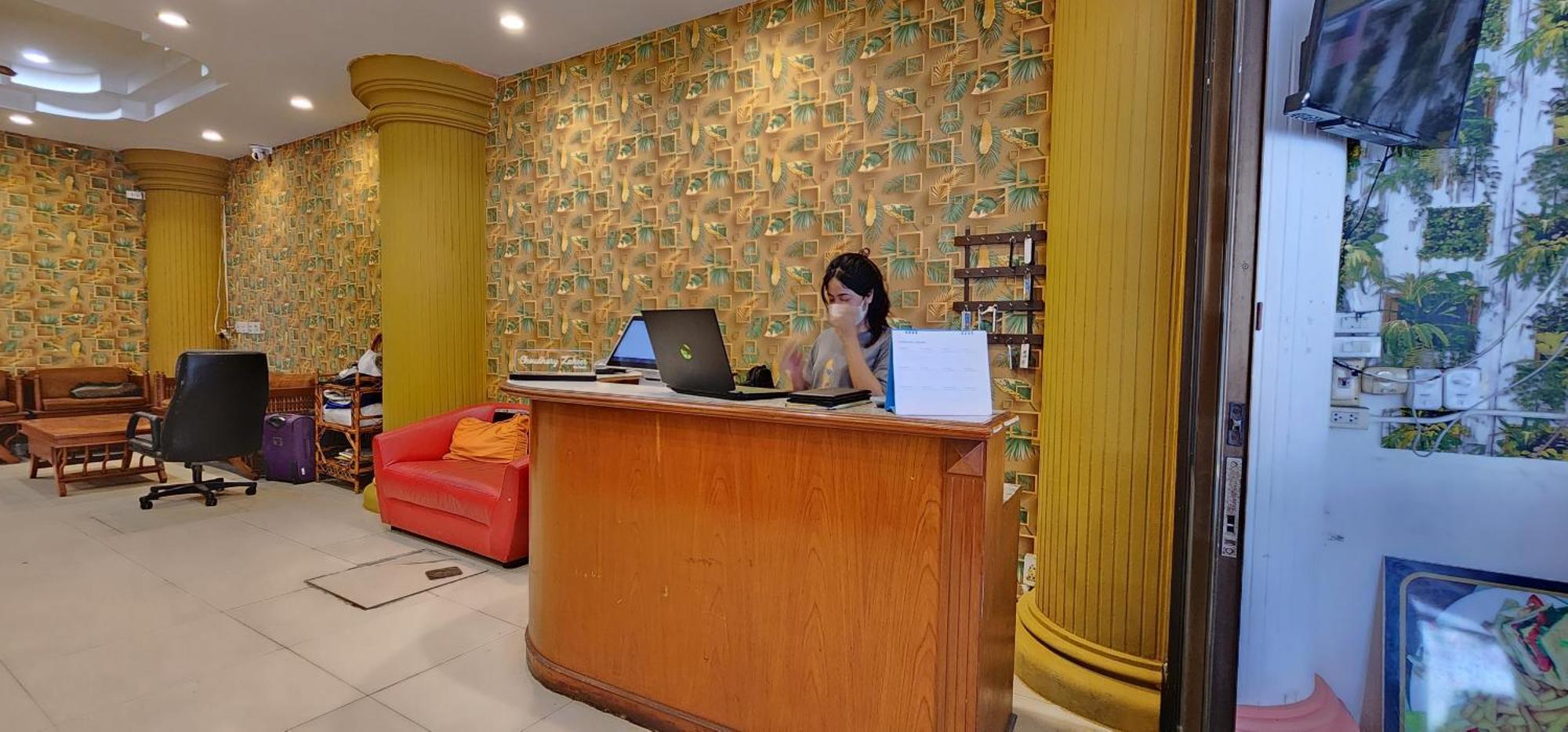 Royal Sweet Hotel Patong Esterno foto