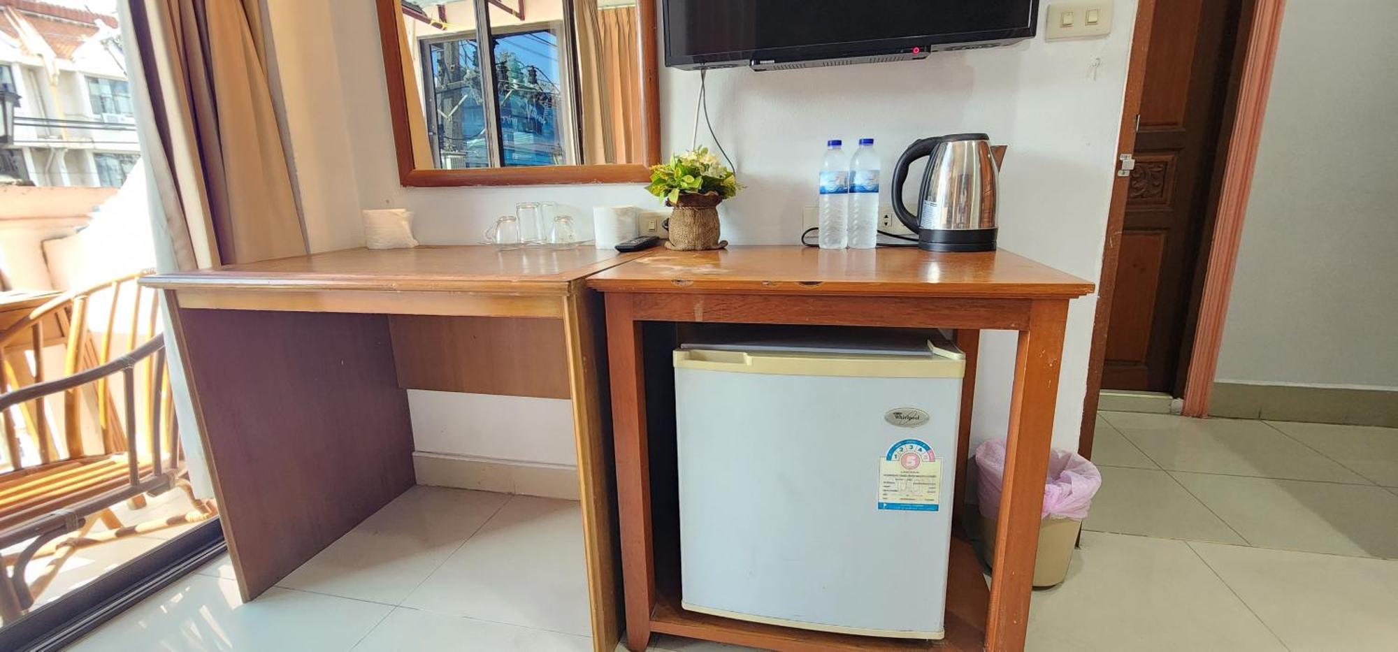 Royal Sweet Hotel Patong Esterno foto
