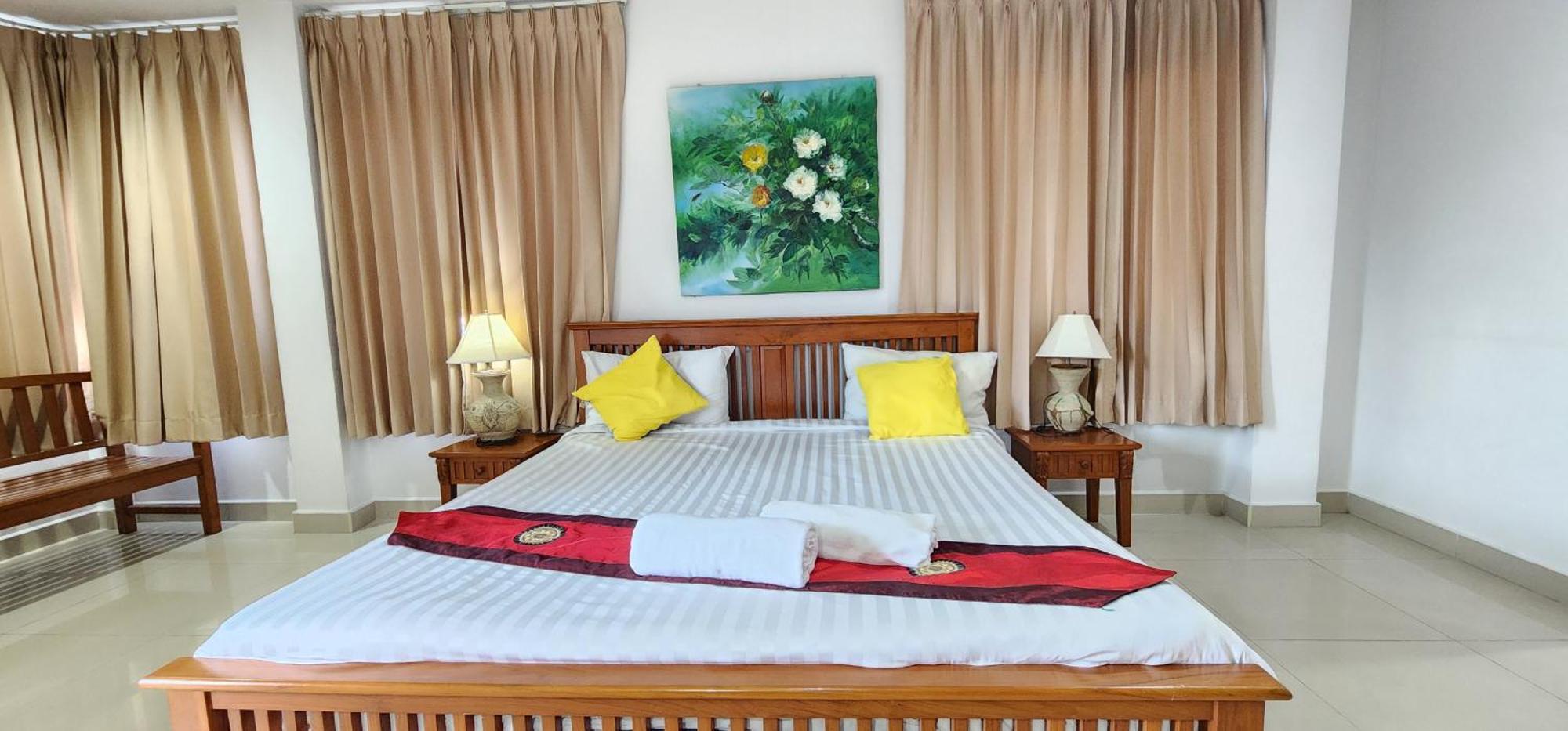 Royal Sweet Hotel Patong Esterno foto